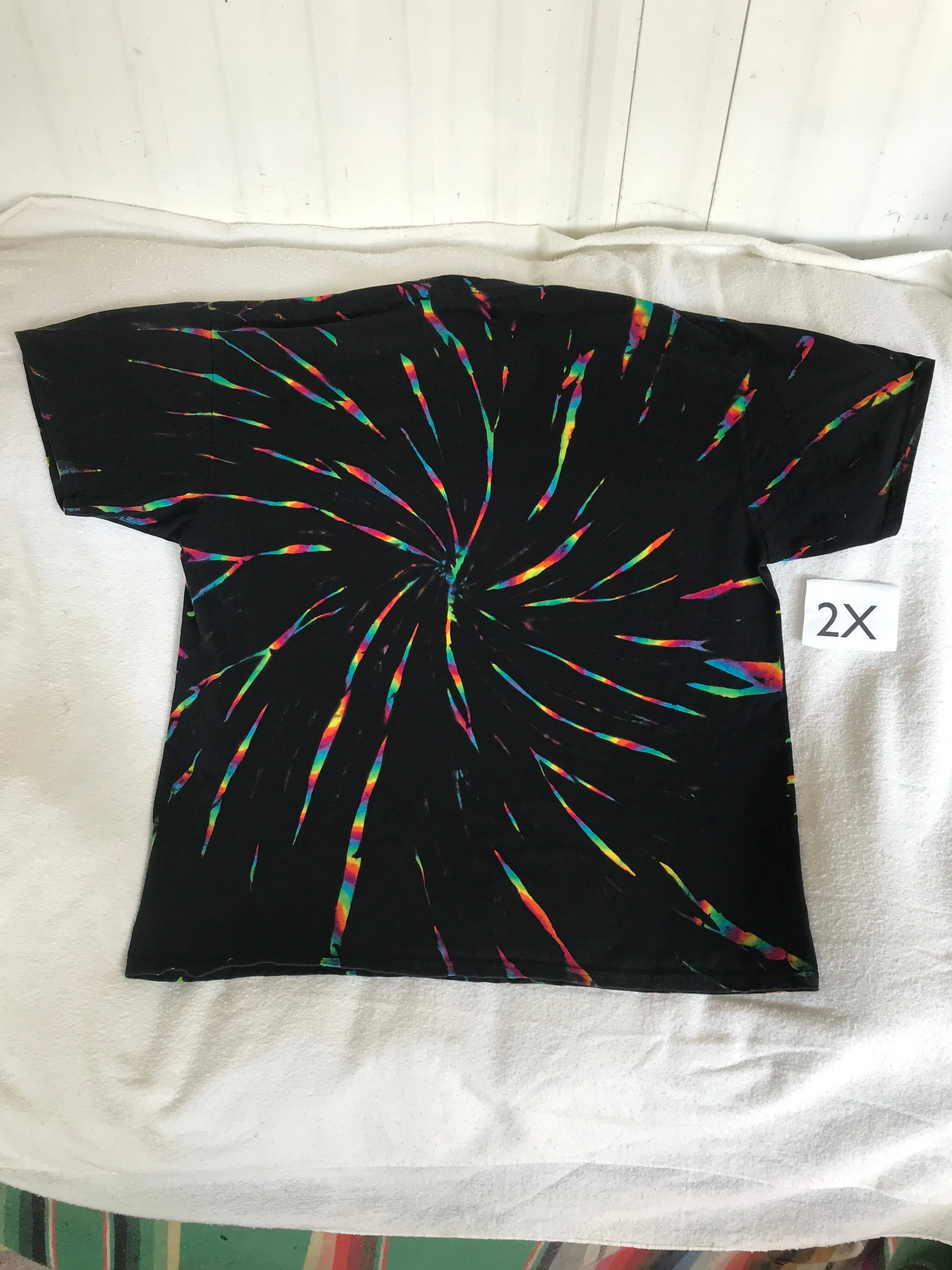 2X Midnight Crystal Rainbows Spiral Tie-Dye tee #40