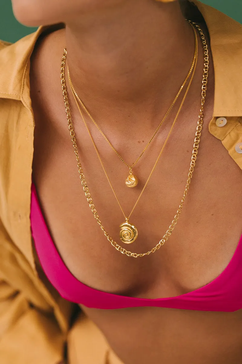 Crown Shell Necklace Gold Plated