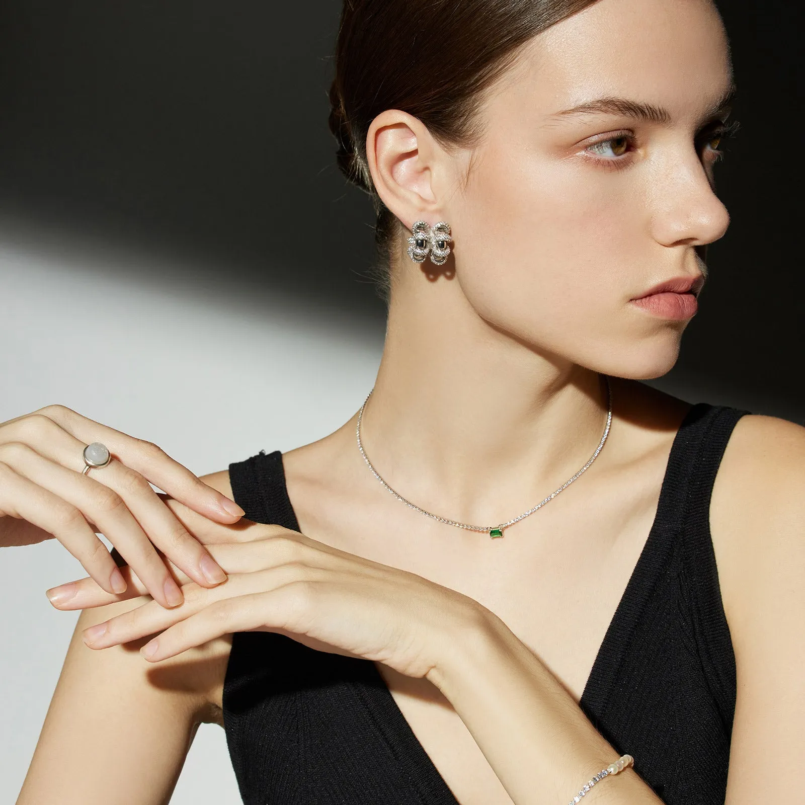 Emerald Rectangle Dewdrop Pendant