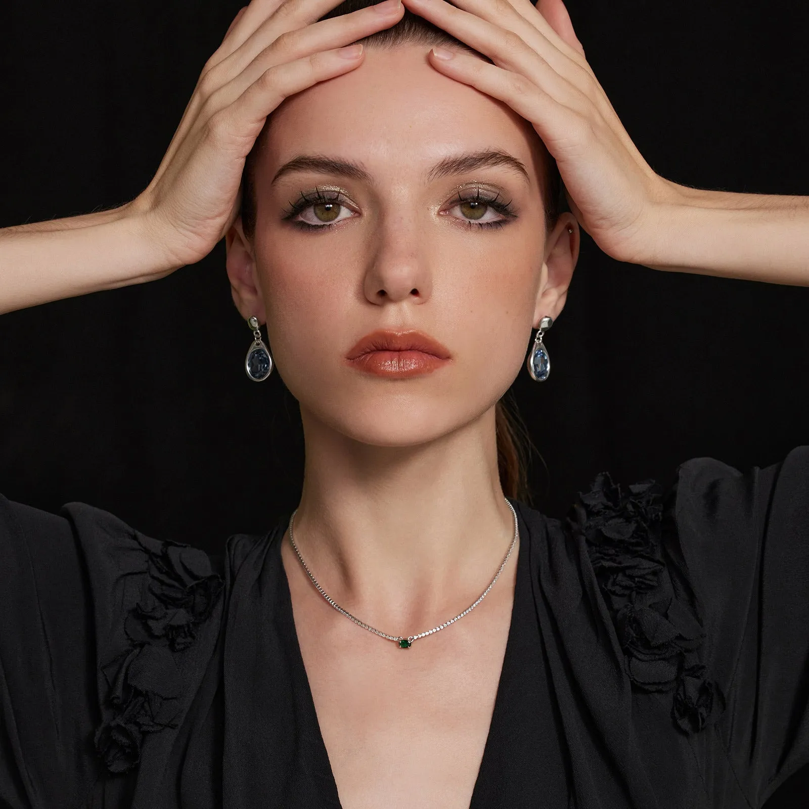 Emerald Rectangle Dewdrop Pendant