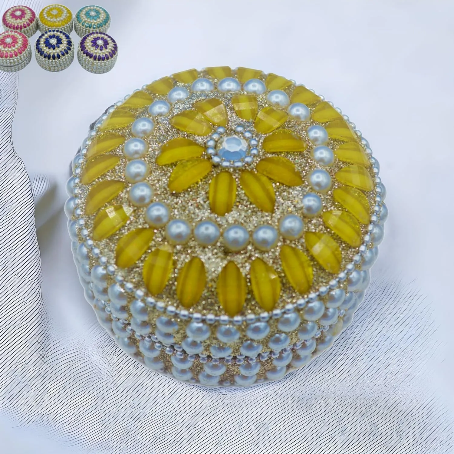 LOVENSPIRE Pearl Jewelry Box for Women Jewelry Travel Case Indian Festival Favor Wedding Pooja Diwali Gift Jewelry Organizer for Mother??s Day Anniversary Housewarming