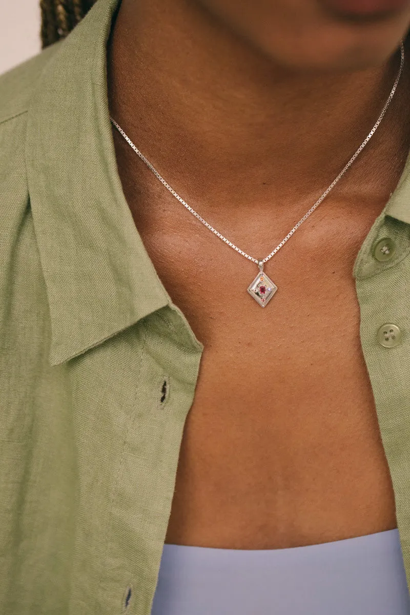 Radiant Stone Necklace Silver