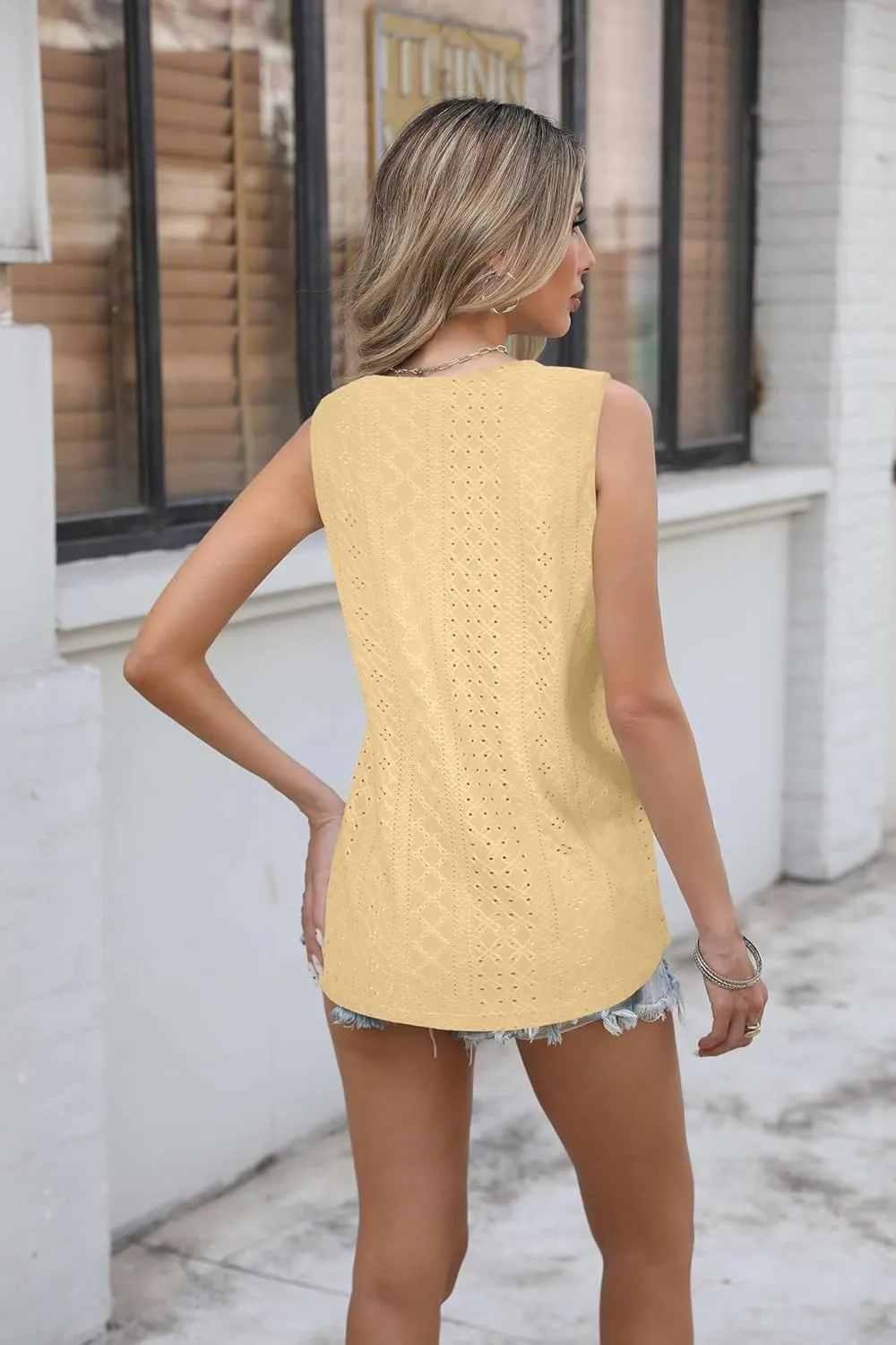 Zeagoo Women Eyelet Tank Tops Sleeveless Shirts V Neck Cute Summer Top Loose Fit Camisole S-XXL